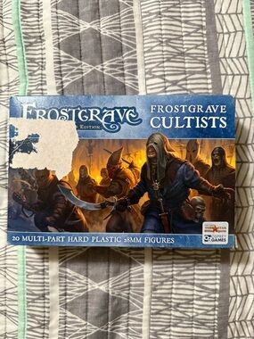 Frostgrave Cultists 20-Pack Miniatures - 28mm Figures from Osprey Games
